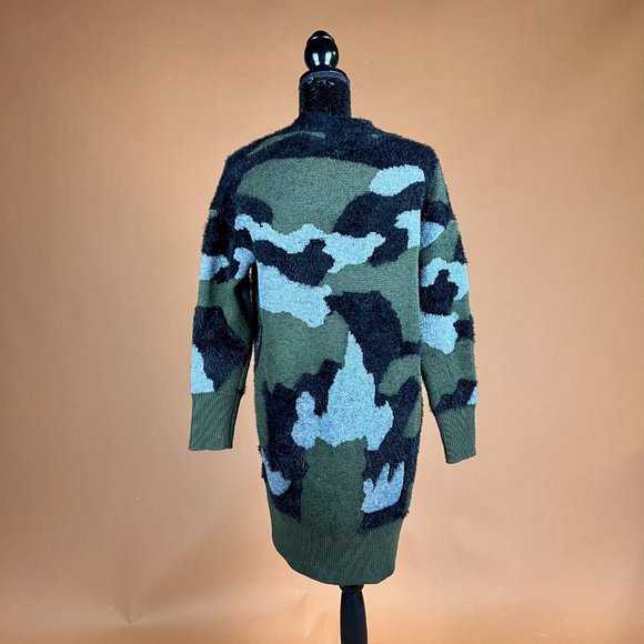 Fuzzy Camo Printed Open Long Cardigan Sweater - Grunge, 90s, 00s - Size XS - Picture 8 of 13